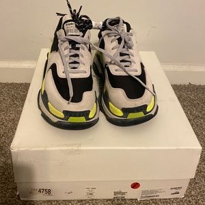 **LEGIT** Balenciagas Triple Sole Size 44 (11 USA)